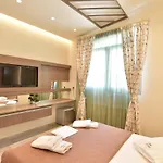 On Board Luxury Aparthotel 3*