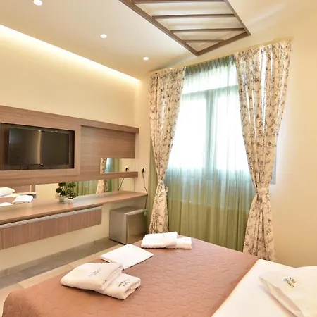 On Board Luxury アパートホテル 3*