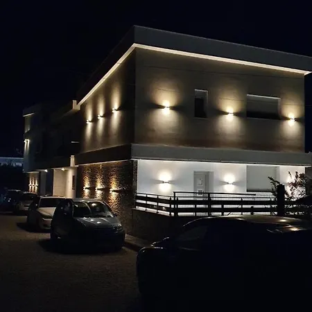 On Board Luxury Aparthotel 3*