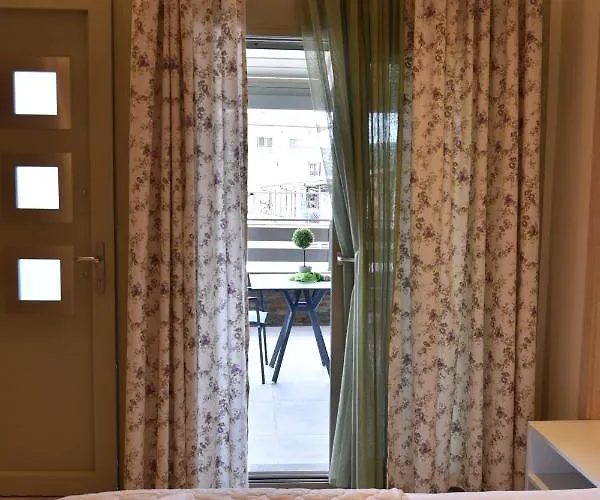 On Board Luxury Aparthotel 3*