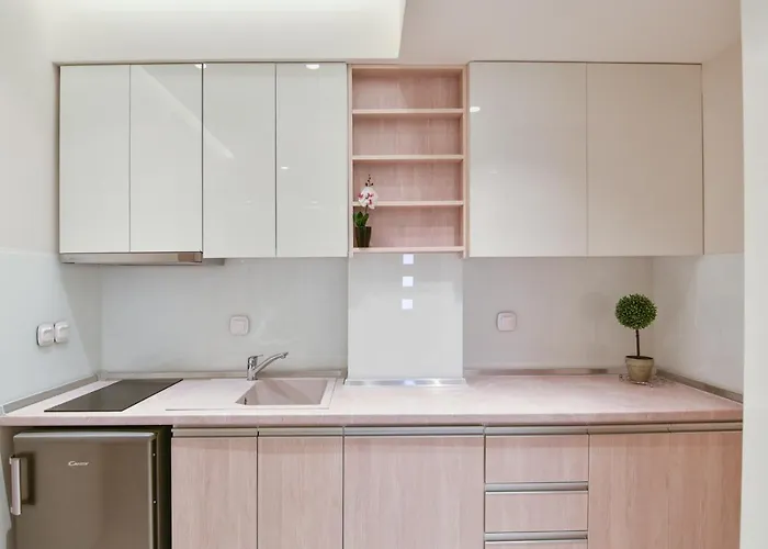 公寓式酒店 On Board Luxury